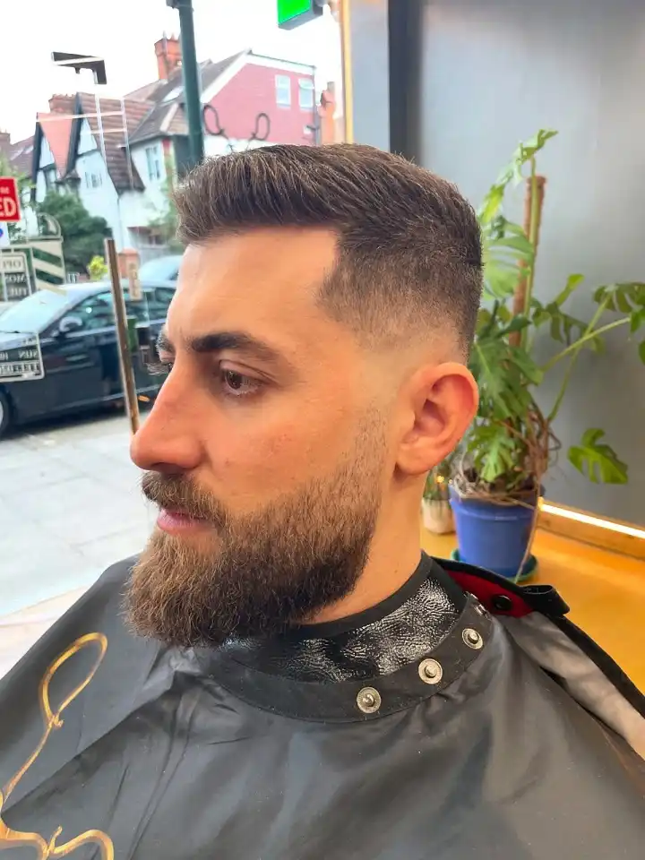 Short Beard Styles for Men: 35 Sharp Cuts for Every Face Shape 14 Medium Brown Beard With Weight at the Chin