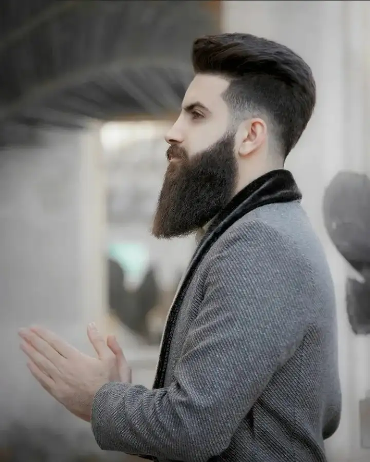 20 Long Beard Hairstyles for Men with Serious Style 2 The Pompadour and Beard