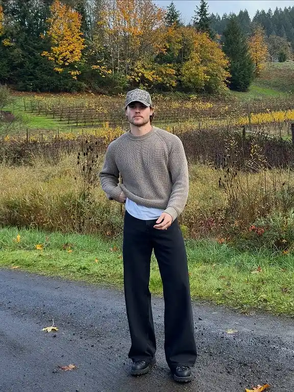 16 Casual Fall Outfit Ideas for Men That Feel Effortless Now 2 Try an Oversized Sweater With Wide Leg Trousers