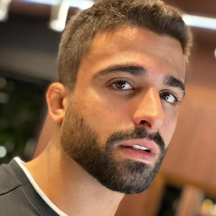 Short Beard Styles for Men: 35 Sharp Cuts for Every Face Shape 24 Everyday Short Beard That Works With Any Haircut