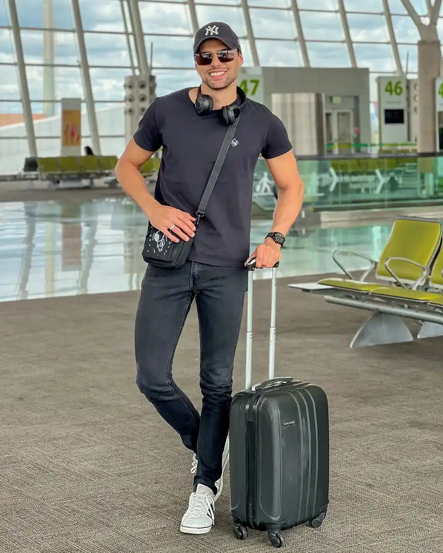 It's the Accessories Doing the Heavy Lifting on This One, Not the Outfit Itself