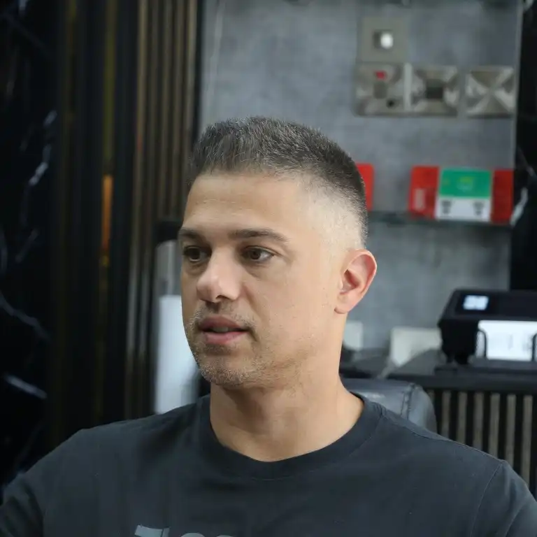 31 Short Hair Ideas for Men That Suit Almost Any Face 5 Short Grey Crop With a Soft Taper