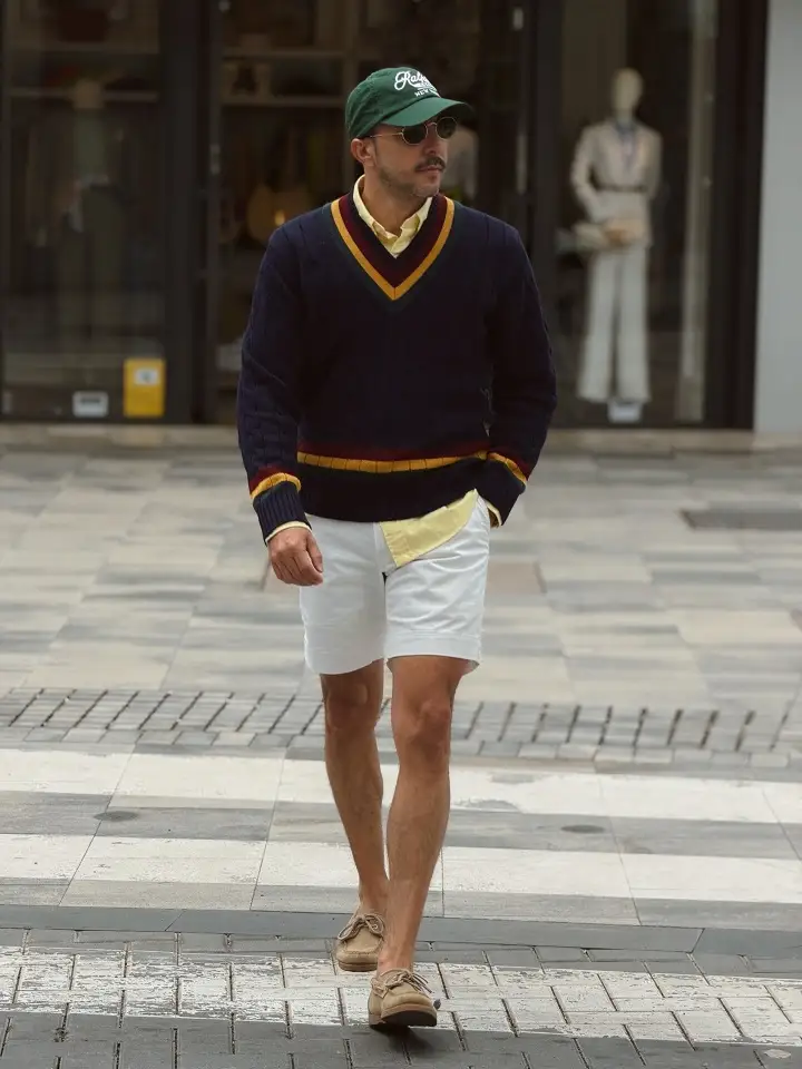 18 Men's Preppy Looks That Make Any Closet Look Expensive 13 Cricket Sweater Over Shorts