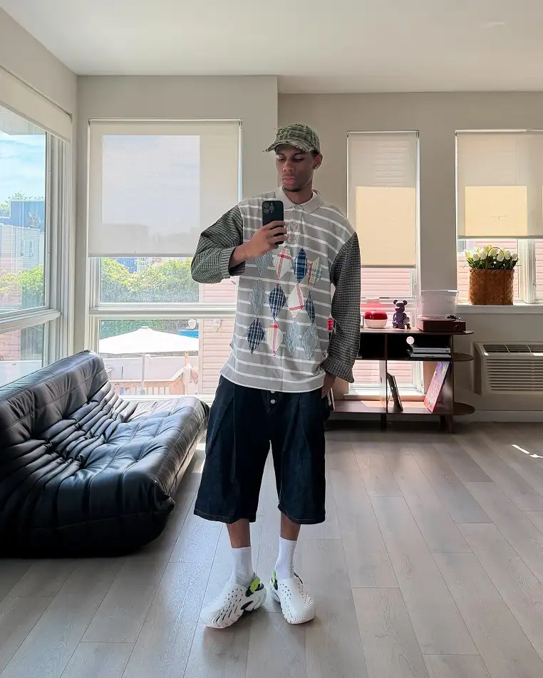 Wear Shorts With Crocs and Make It Look Planned