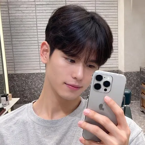 18 Korean Men Hairstyle Ideas for Every Face Shape 7 Soft Wave Fringe Perm