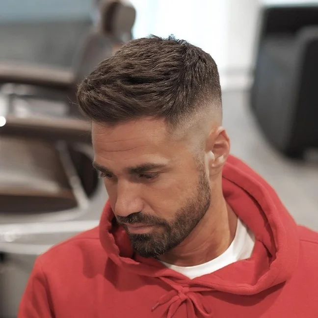 15 Straight Hair Cuts For Men Your Barber Will Understand 7 Disconnected Quiff With A Bald Fade