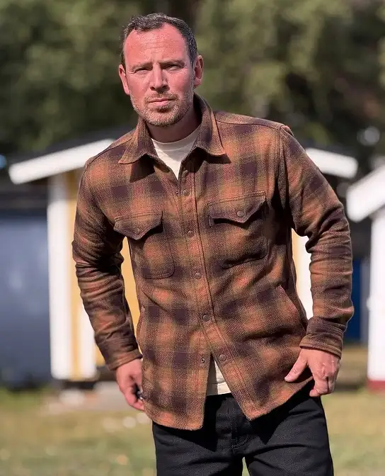 22 Men's Flannel Shirts Ideas for Fall You’ll Actually Wear 9 Rust Ombre Overshirt in Black Jeans