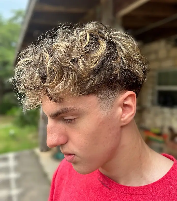 21 Stylish Frosted Tips Hair for Men You Need to Try 8 Green Tips on Tight Coils