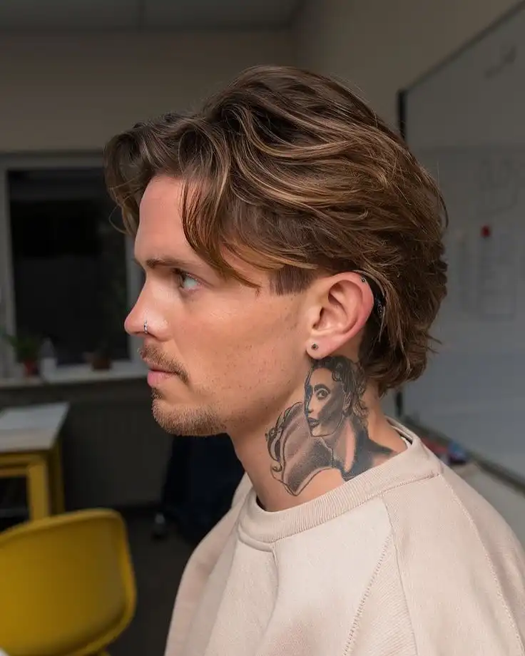 Wavy Layered Crop With A Longer Back