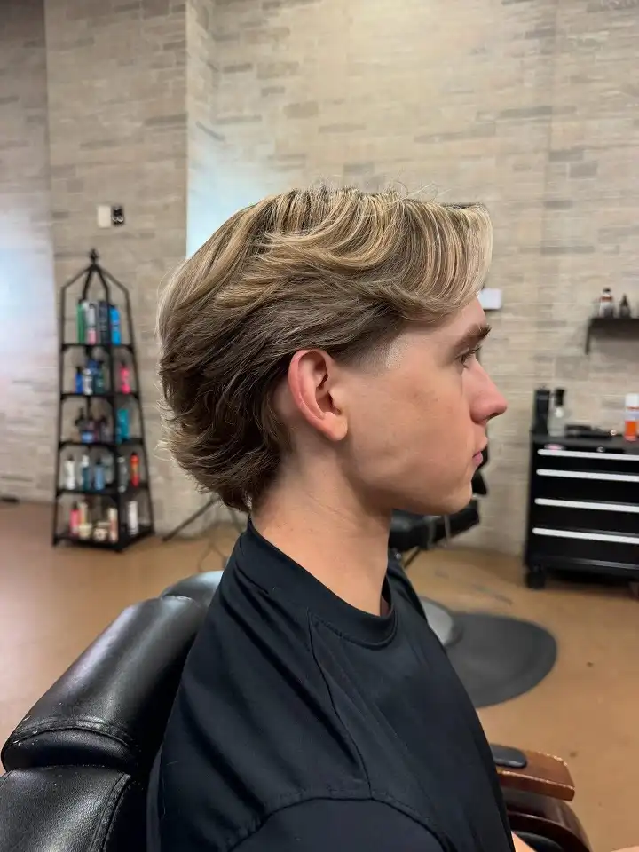 Blonde Layered Flow With A Clean Taper