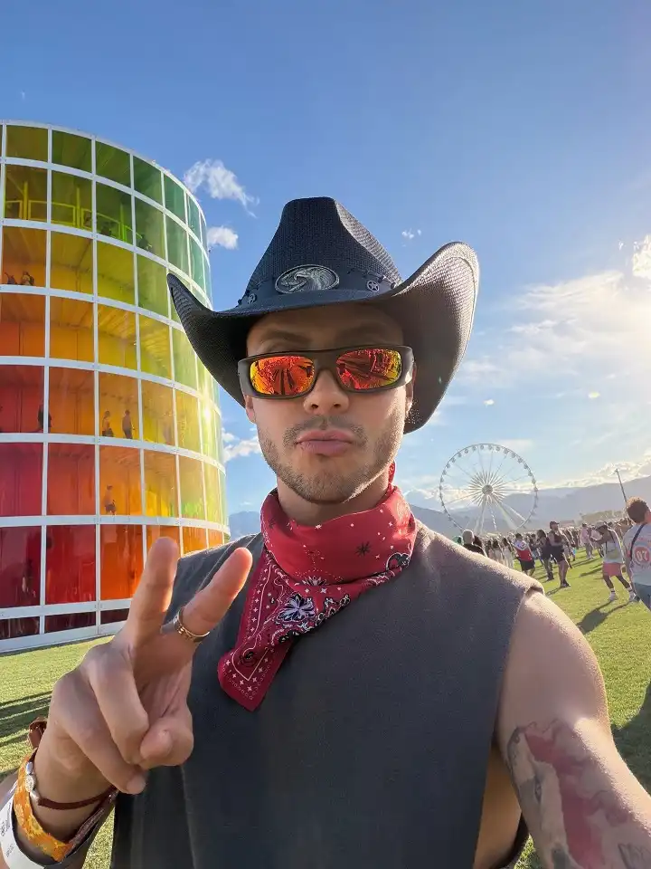 Black Straw Cowboy Hat With Wraparound Orange Lenses