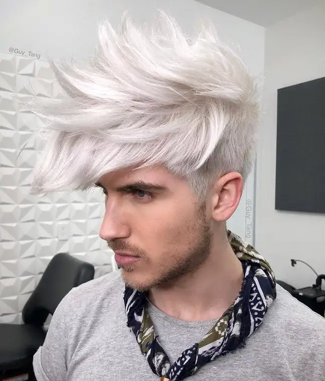 Long Swooping Fringe in Snow White