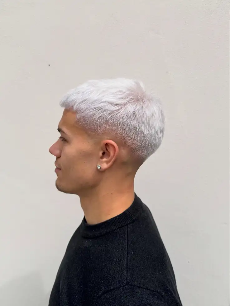 Smooth Icy Crop With a Clean Taper