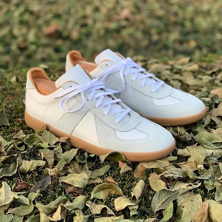 15 Minimalist Men's Sneakers Every Guy Should Know 11 Beckett Simonon Reid