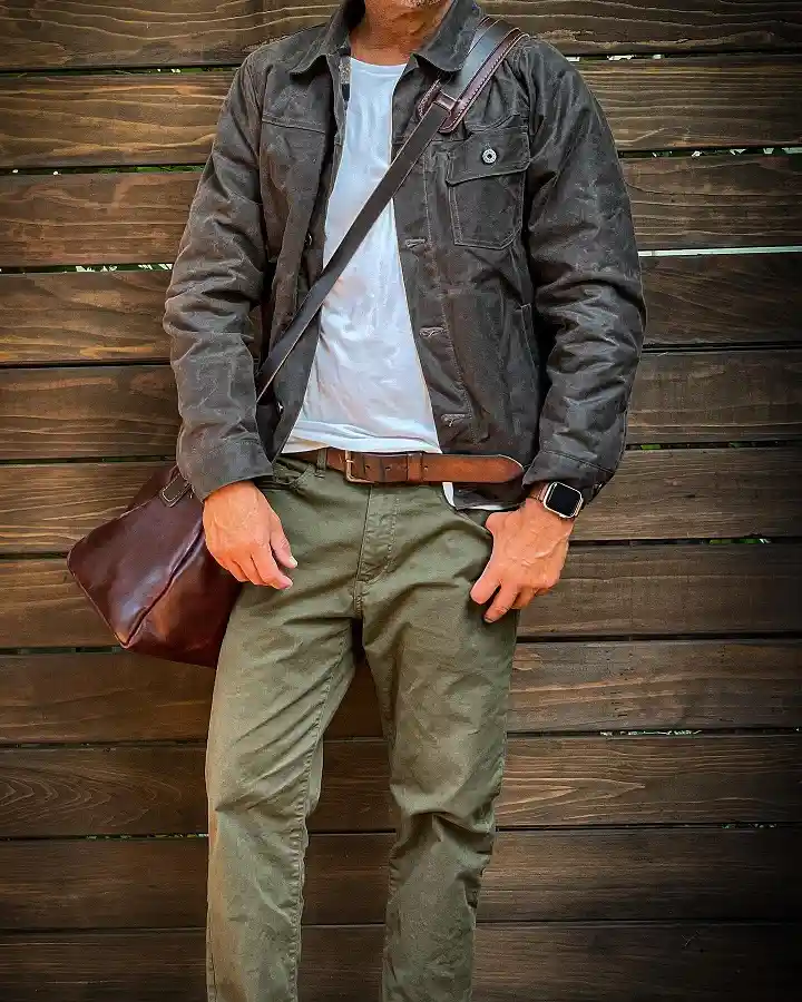 18 Travel Capsule Wardrobe Ideas for Men: Fly Light, Look Sharp 3 One Jacket Over a Plain Tee Carries the Whole Travel Day
