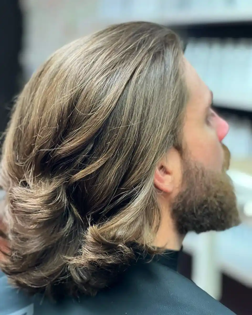 How to Style Long Hair Men: Simple Grooming Tips 4 How to Maintain Long Hair Guys