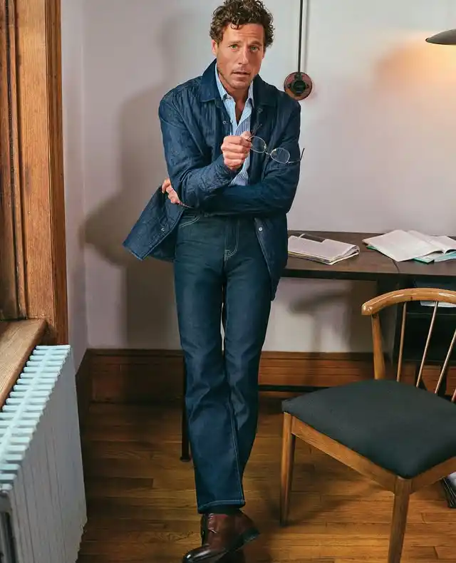 10 Minimalist Men’s Wardrobe Colors That Work Together 5 5. Classic Denim Blue