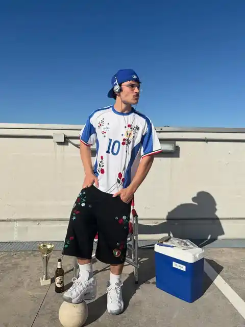 10 Soccer Jersey Outfit Men Streetwear Looks to Copy Right Now 8 7. Floral Number Ten Jersey