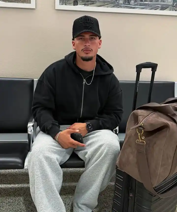 1. Men Airport Fashion