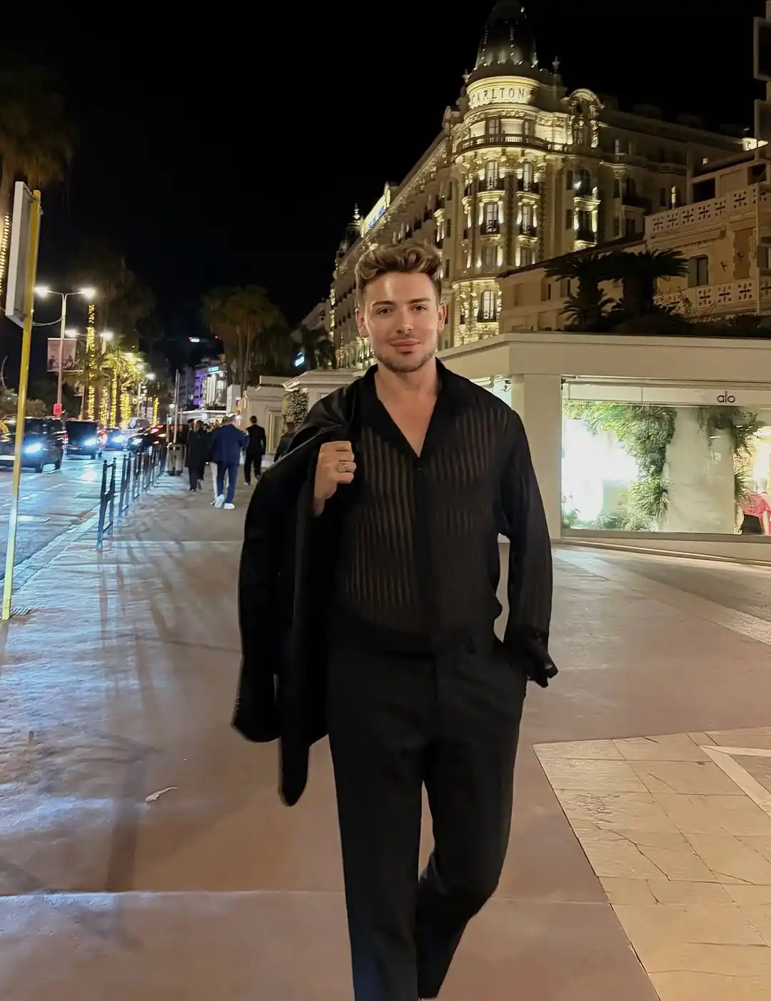 17 Men’s Minimalist Nightout Outfits (No Overdressing) 6 5. Sheer Striped Shirt and Tailored Suit Pants