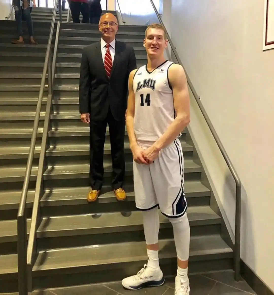11. Clean Collegiate Mesh Uniform