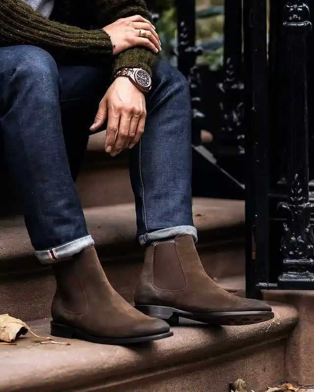 15 Shoe Styles That Complement Tall Men (Balance Height) 5 4. Suede Chelsea Boots
