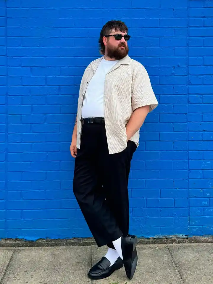 6. The Relaxed Resort Shirt and Smart Trousers Look