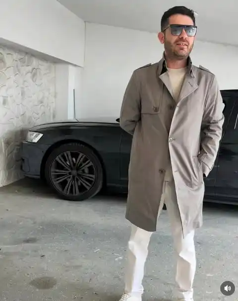 15 Classy Winter Outfit Combos for Men 16 14. Classic Trench Coat and Light Trousers