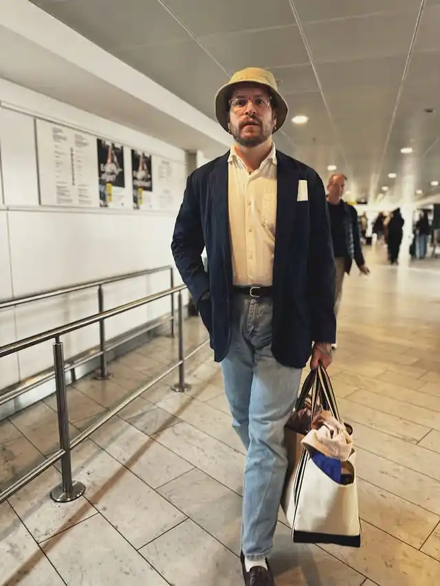 11. Tailored Sport Coat and Light Wash Jeans