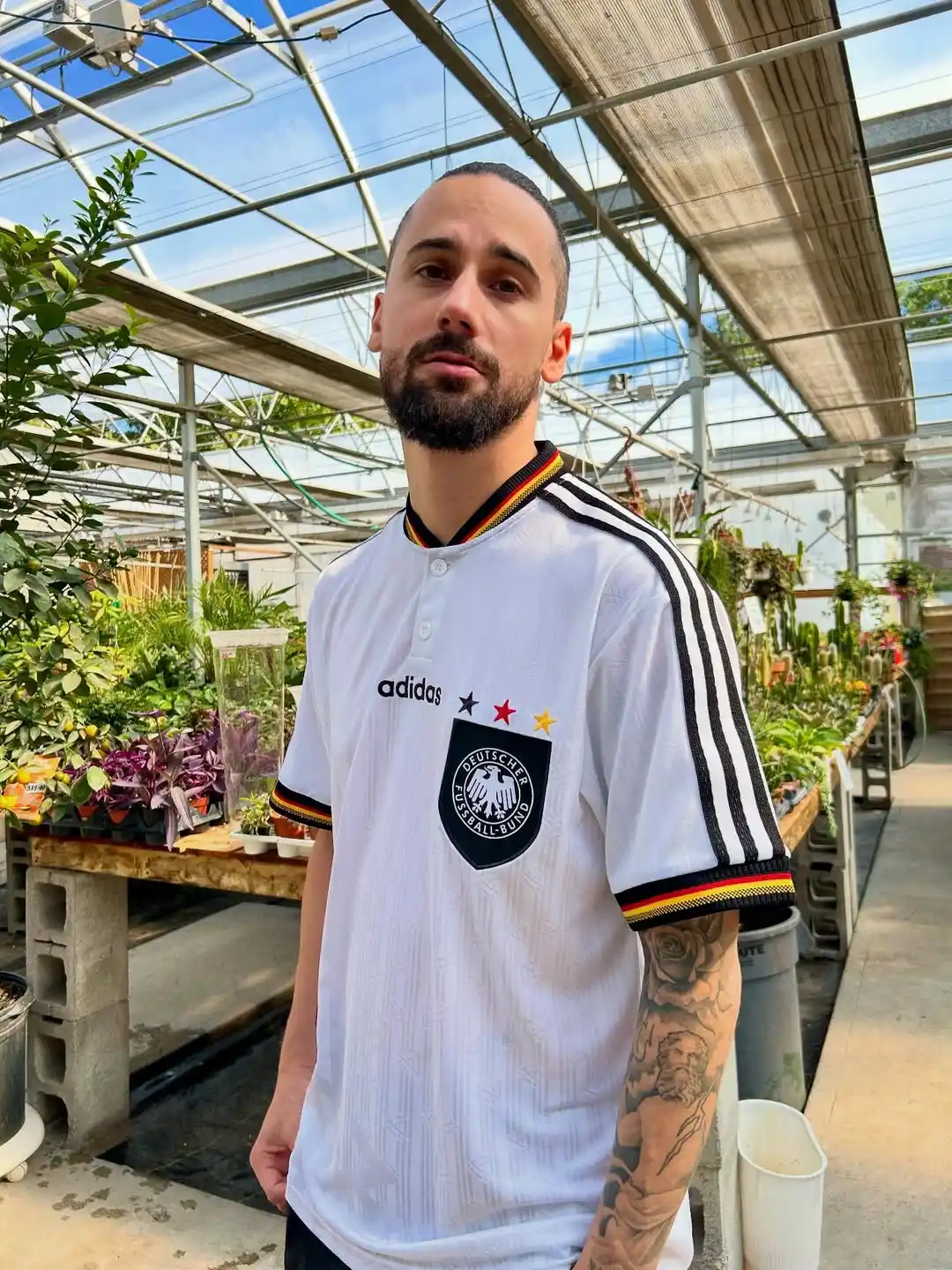 11. Casual Jersey Outfit Men