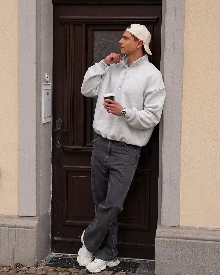 The Quarter Zip Sweatshirt That Replaced the Hoodie