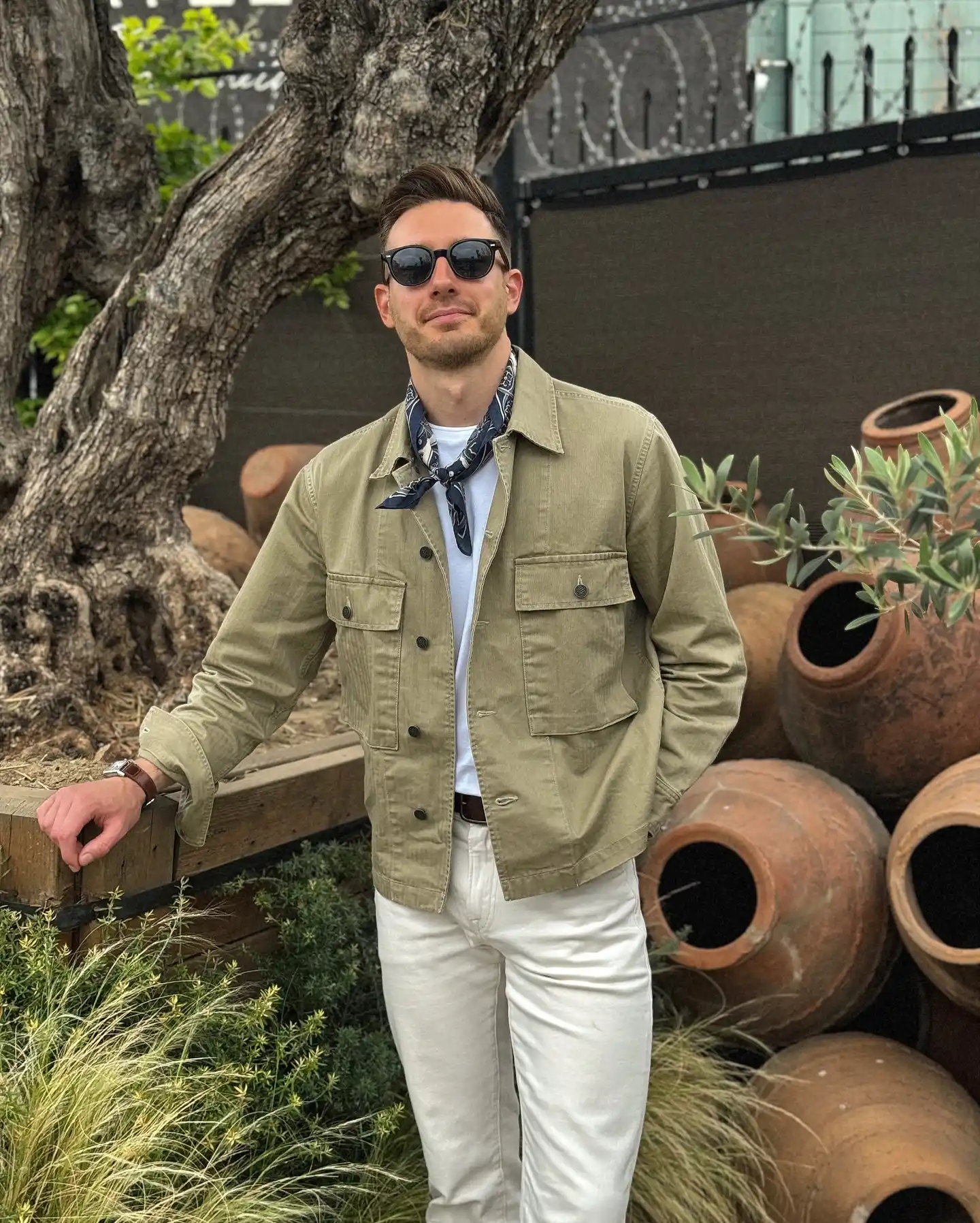 12 Capsule Wardrobe Ideas for Men (Fall, Winter, Spring, Summer) 12 11. Olive Green Utility Overshirt