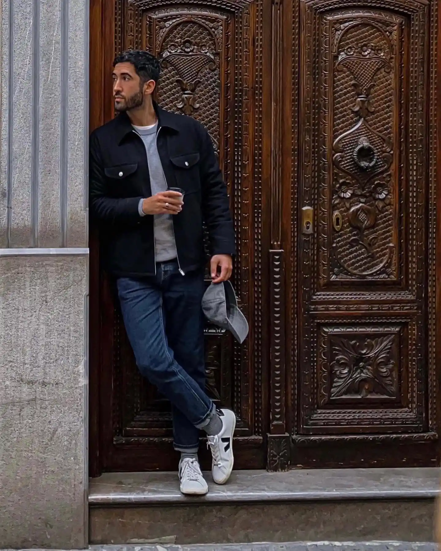 12 Capsule Wardrobe Ideas for Men (Fall, Winter, Spring, Summer) 13 12. Black Zip Up Shirt Jacket