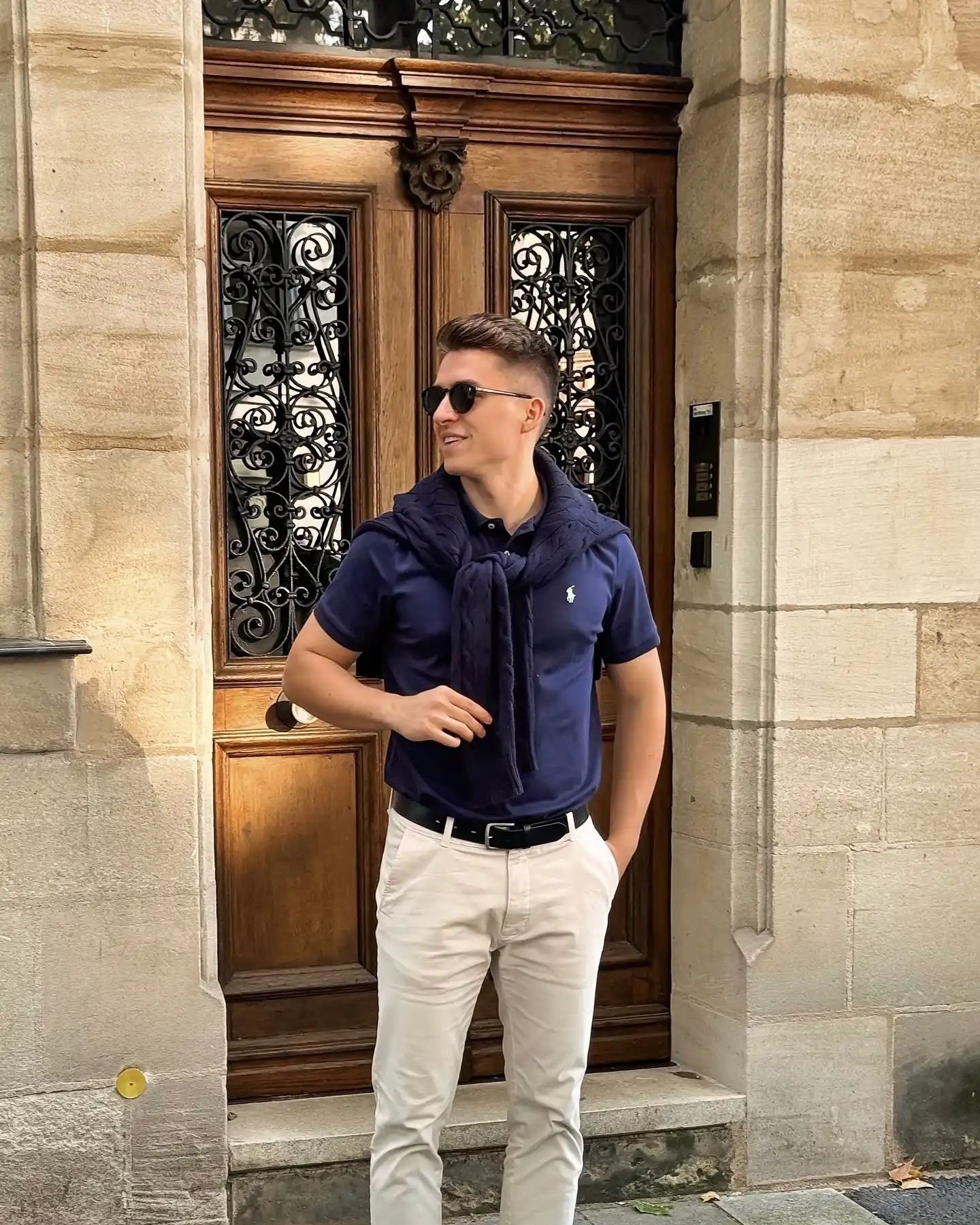 15 Minimalist Weekend Outfits for Men (Casual & Cozy) 3 2. Navy Polo and Beige Chinos