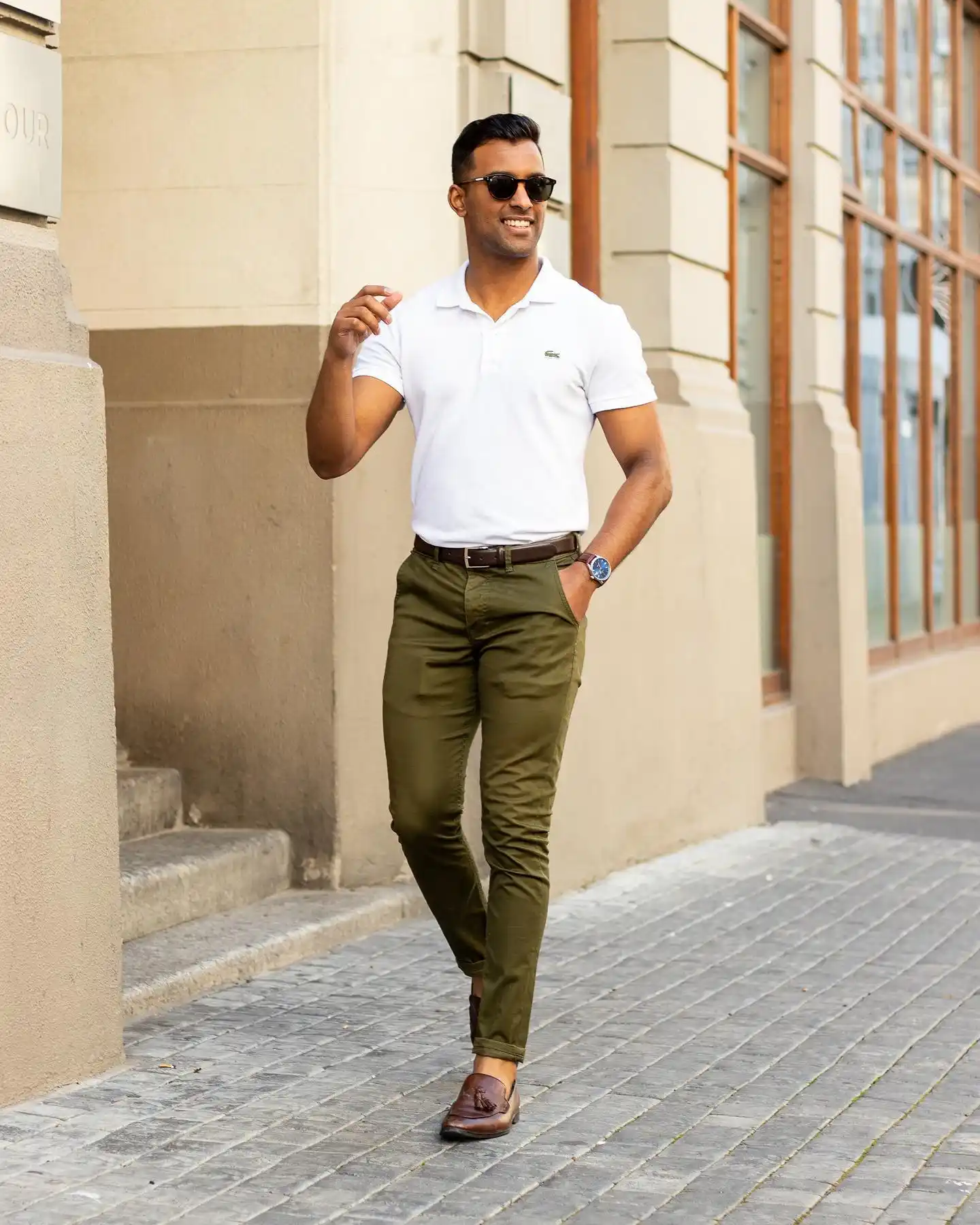 15 Minimalist Weekend Outfits for Men (Casual & Cozy) 2 1. Olive Chinos and Polo