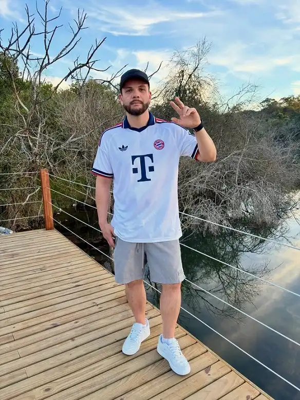 White Kit With Grey Shorts, the Easiest Game Day Default