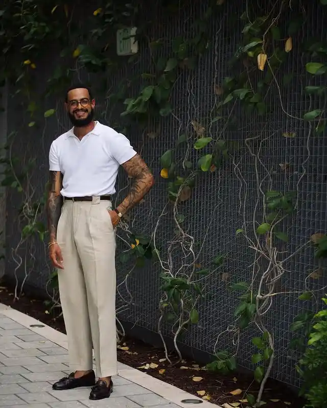 Tall Men’s Office Outfits Ideas: 10 Professional Styles 8 7. Pleated High Rise Linen Trousers