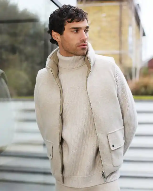 3. Monochromatic Gilet and Turtleneck Layering