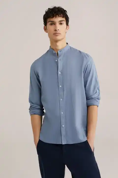 17 Shirt Styles for Tall Men That Actually Fit 5 4. Light Blue Mandarin Collar Shirt