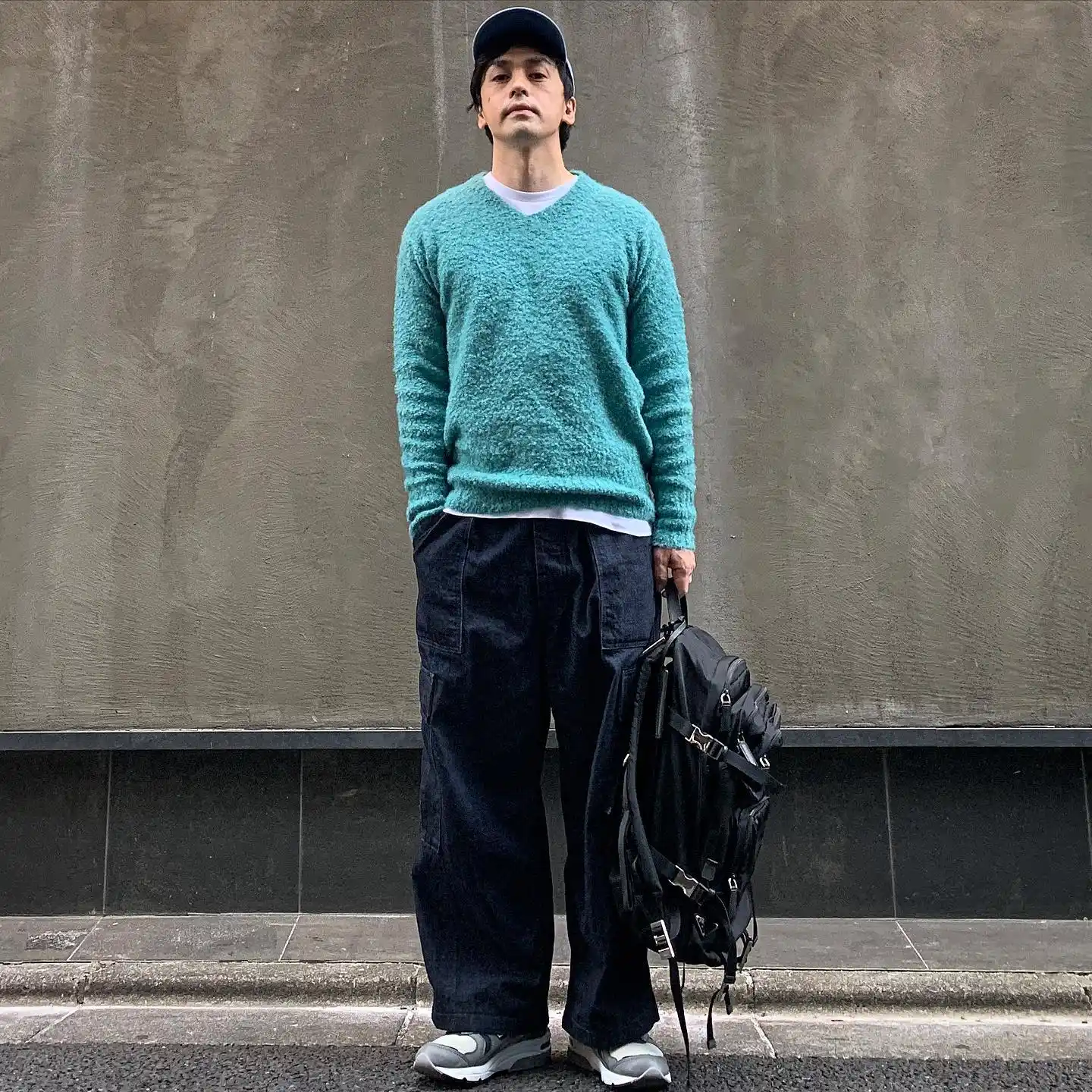 17 Shirt Styles for Tall Men That Actually Fit 14 13. Textured Knit Long Sleeve