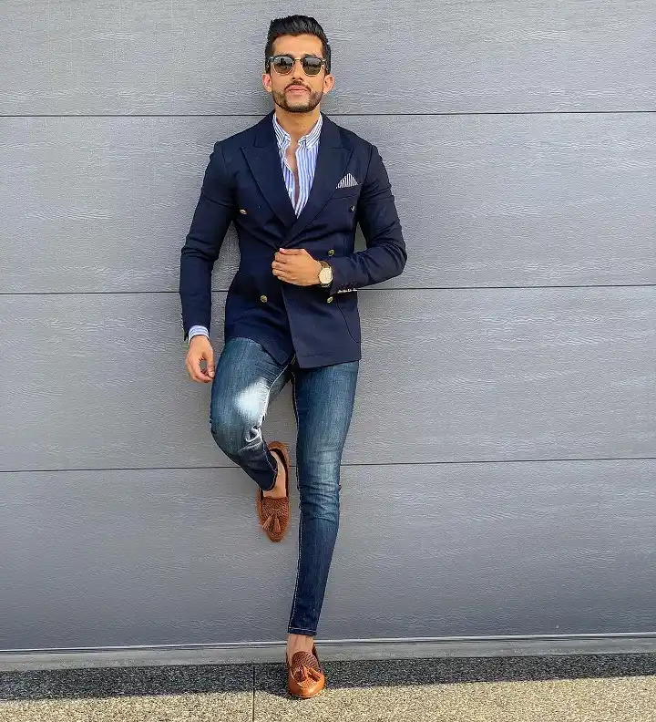 21 Classy Outfits for Men That Look Far More Expensive 5 Navy Double Breasted Blazer With Faded Jeans