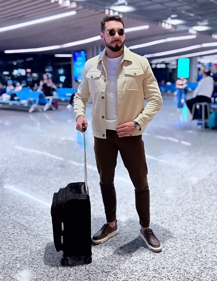 16 Stylish Airport Outfits for Men on Business Trips 10 Chunky Sneakers and a Shacket for the Actual Travel Day, Not the Meeting Day