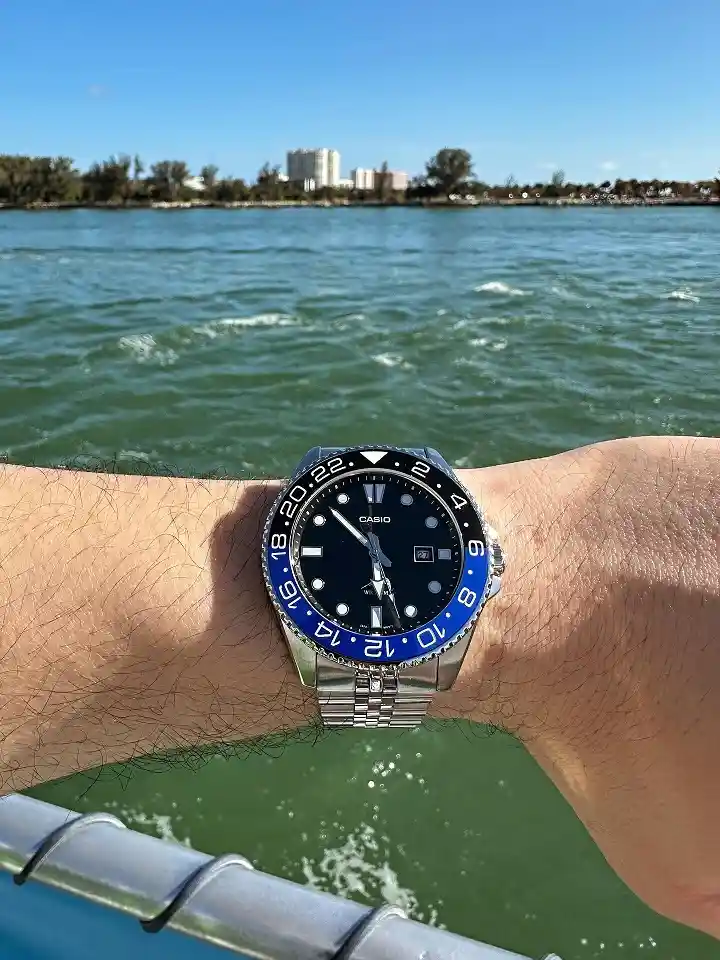 A 24 Hour Bezel Watch for Reading Two Time Zones