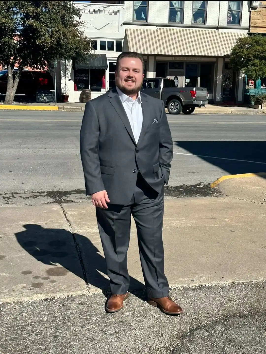 Wedding Guest Outfit for Plus Size Men: 15 Stylish Ideas 10 5. Grey Suit with Open Collar Shirt