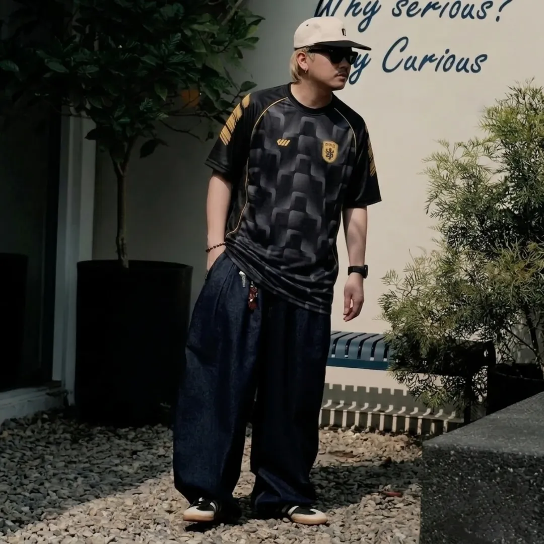 When to Wear an Oversized Soccer Jersey