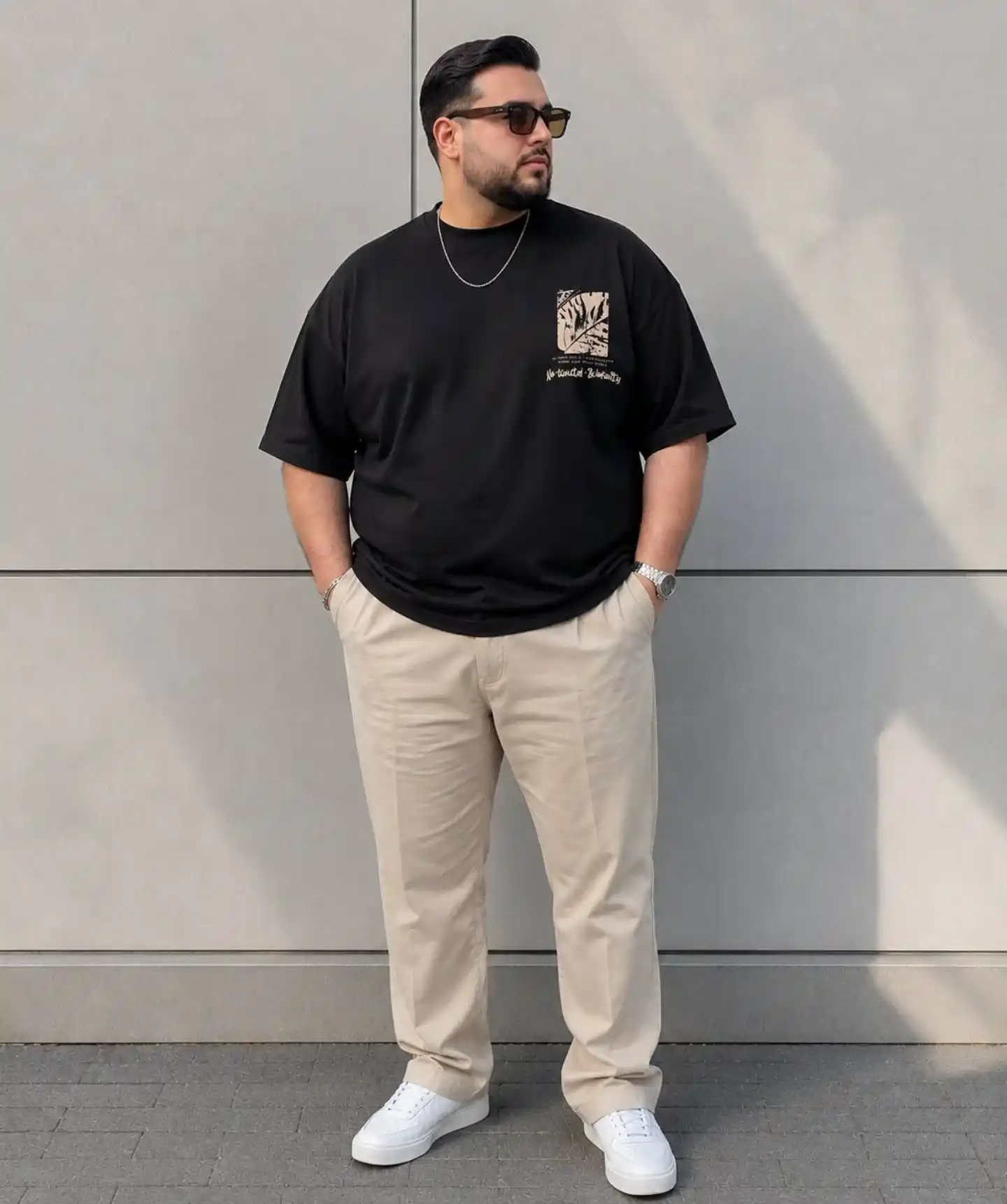 13 Best Colors for Plus Size Men to Wear That Photograph Well 8 6. Black Graphic Tee