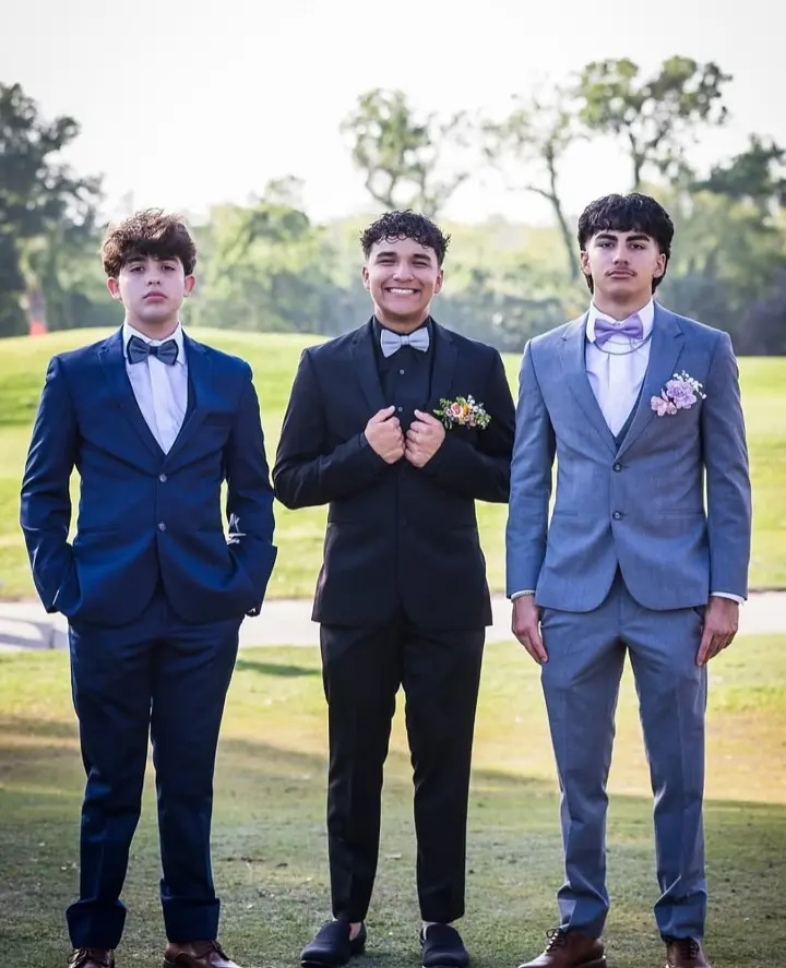 Three Suit Colors That All Work in the Same Wedding Photo