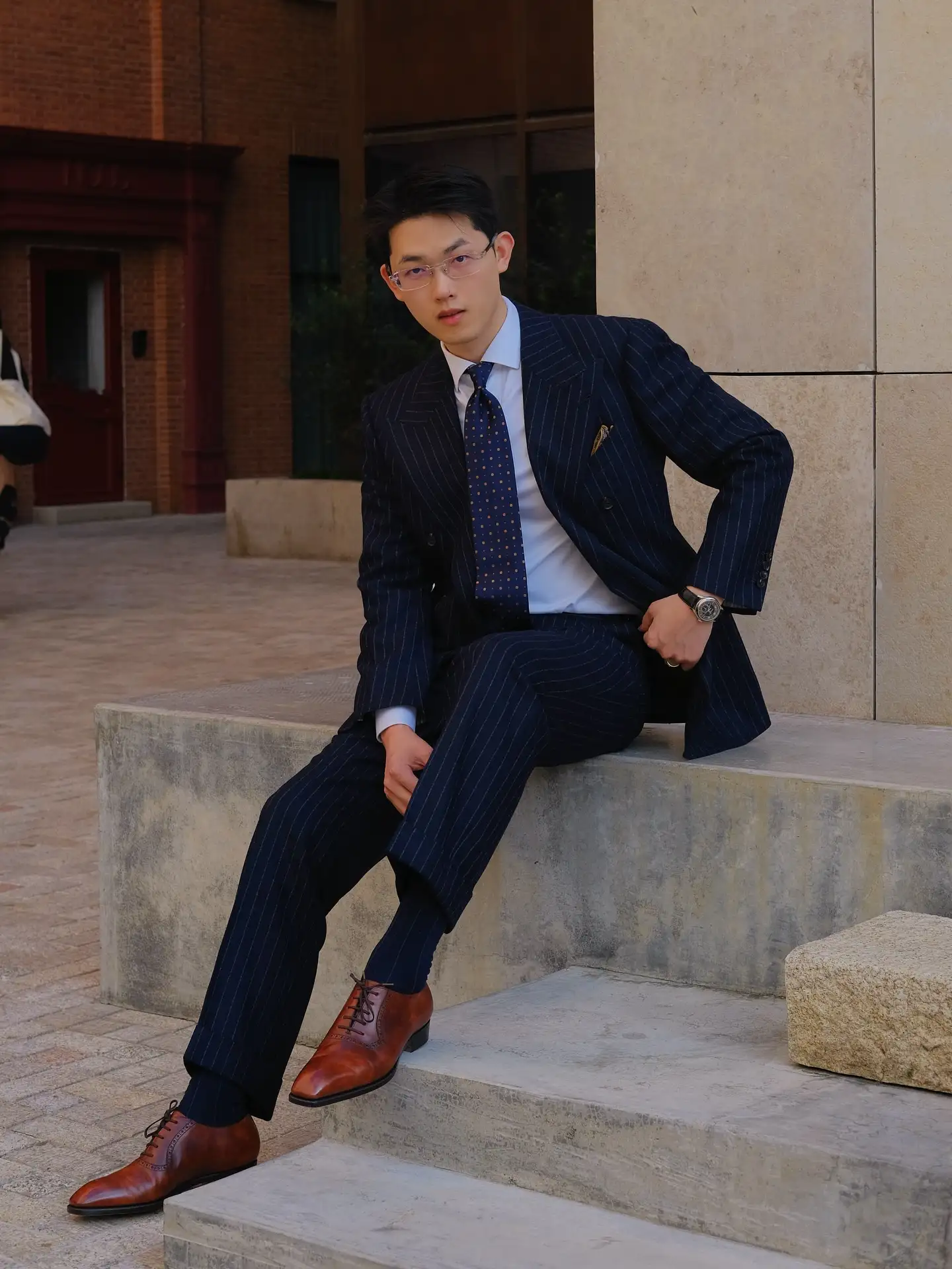 20 Suit Style Ideas for Tall Men That Look Proportional 16 Jacket Length That Covers the Seat