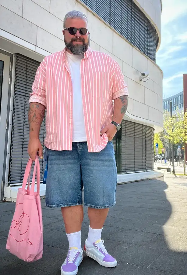 20 Vacation Outfits for Plus Size Men No One Tells You About 5 Pink Striped Shirt Over A White Tee