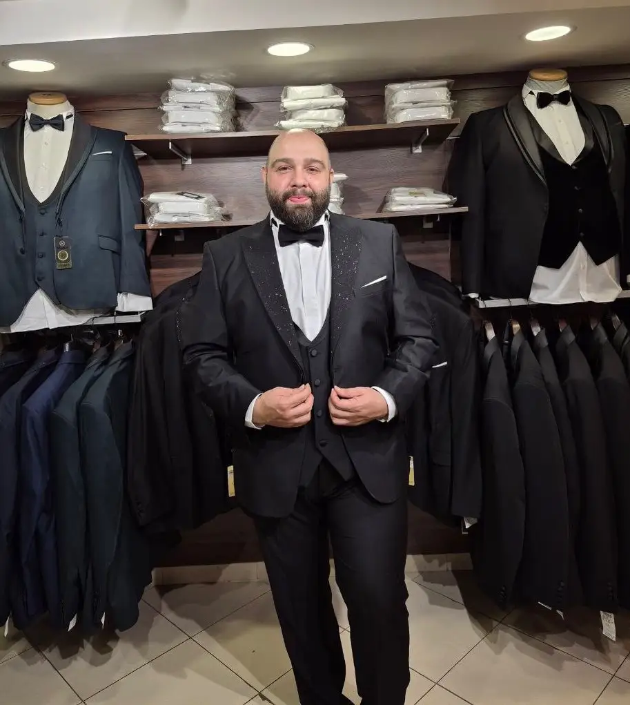 Wedding Guest Outfit for Plus Size Men: 15 Stylish Ideas 14 Rent or Buy: A Classic Black Tux for Formal Weddings